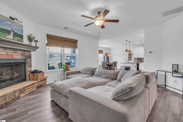 104 Timber Glen Place, Greer, SC 29651