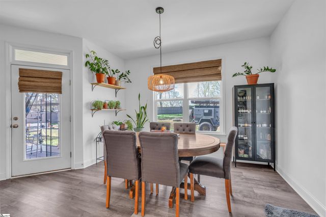 104 Timber Glen Place, Greer, SC 29651