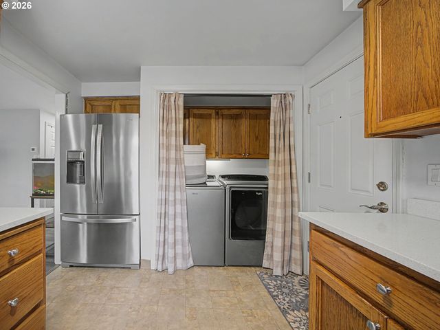 7919 Se CLACKAMAS Rd, Milwaukie, OR 97267