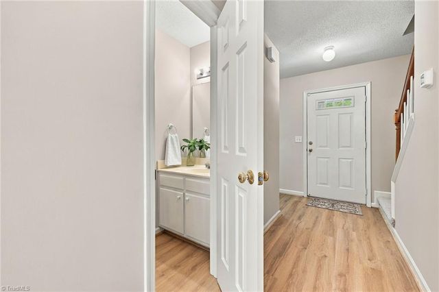 1602 Hargrove Drive, Mcleansville, NC 27301
