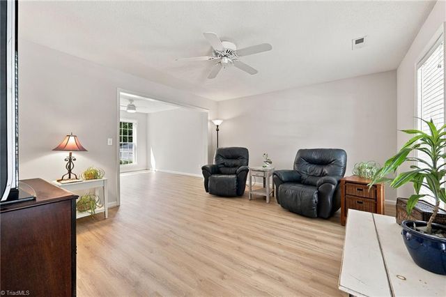 1602 Hargrove Drive, Mcleansville, NC 27301