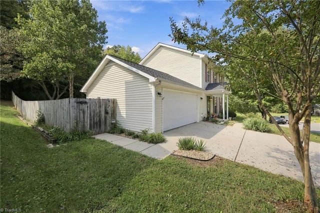 1602 Hargrove Drive, Mcleansville, NC 27301