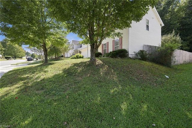 1602 Hargrove Drive, Mcleansville, NC 27301