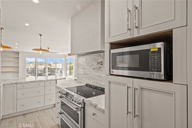 1 62nd Place 404, Long Beach, CA 90803