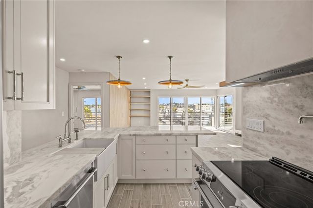 1 62nd Place 404, Long Beach, CA 90803