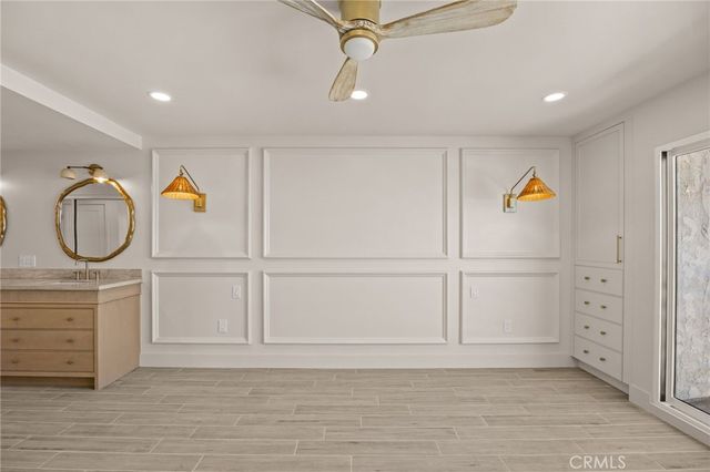 1 62nd Place 404, Long Beach, CA 90803