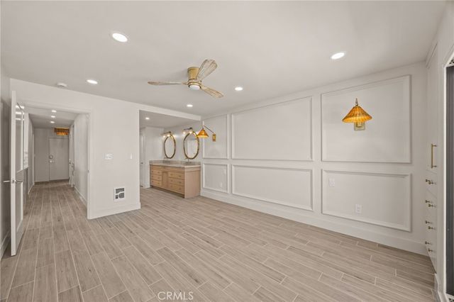 1 62nd Place 404, Long Beach, CA 90803