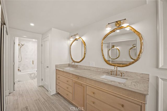 1 62nd Place 404, Long Beach, CA 90803