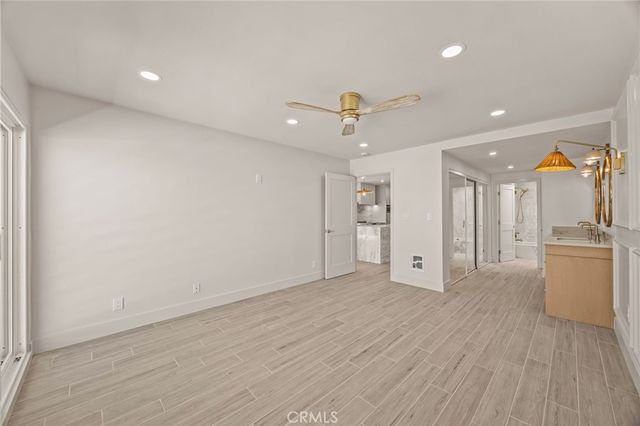 1 62nd Place 404, Long Beach, CA 90803