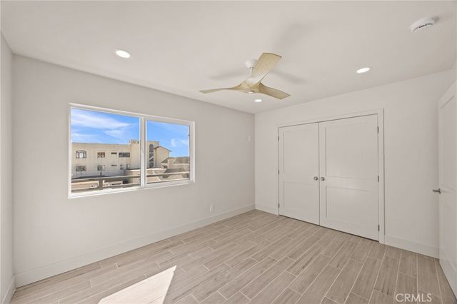 1 62nd Place 404, Long Beach, CA 90803