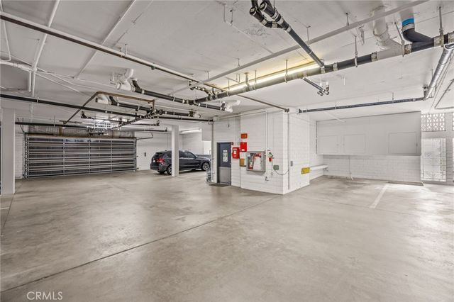 1 62nd Place 404, Long Beach, CA 90803