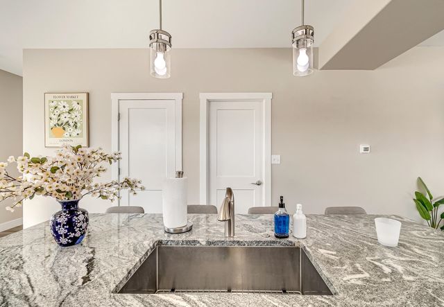 401 Roberts Road, Grand Junction, CO 81504