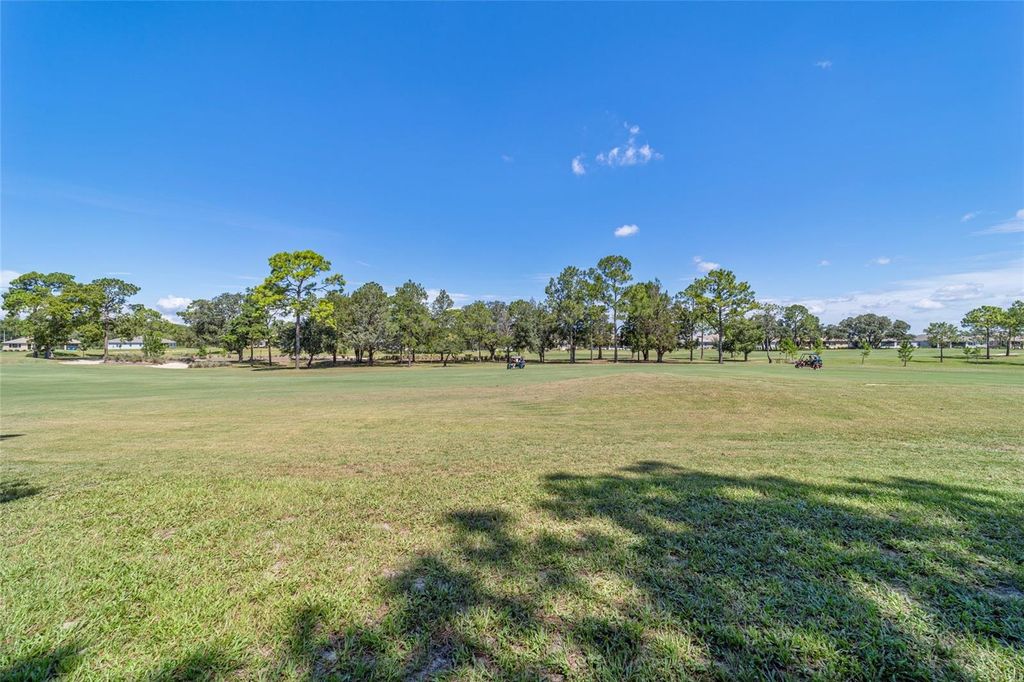 Image 17 of property listing at 10537 SW 96TH LANE ROAD, Ocala, FL 34481