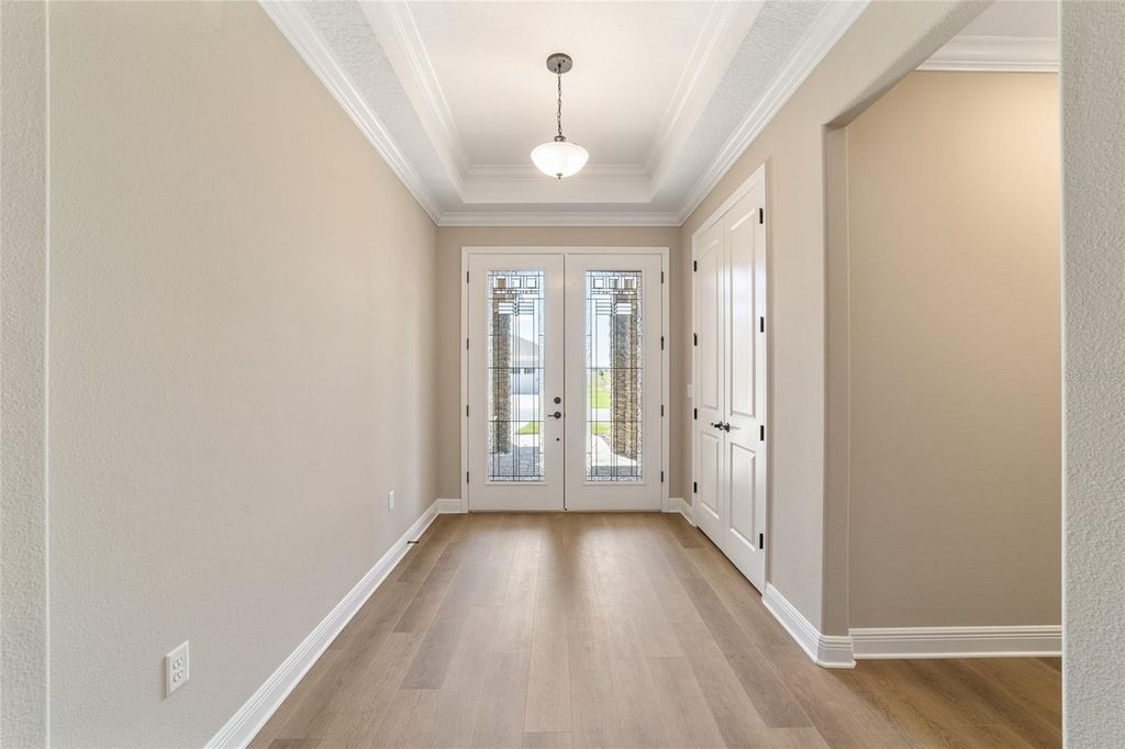 Image 22 of property listing at 10537 SW 96TH LANE ROAD, Ocala, FL 34481