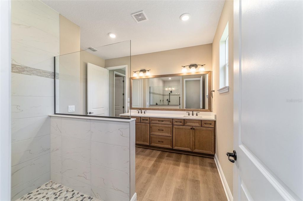 Image 49 of property listing at 10537 SW 96TH LANE ROAD, Ocala, FL 34481