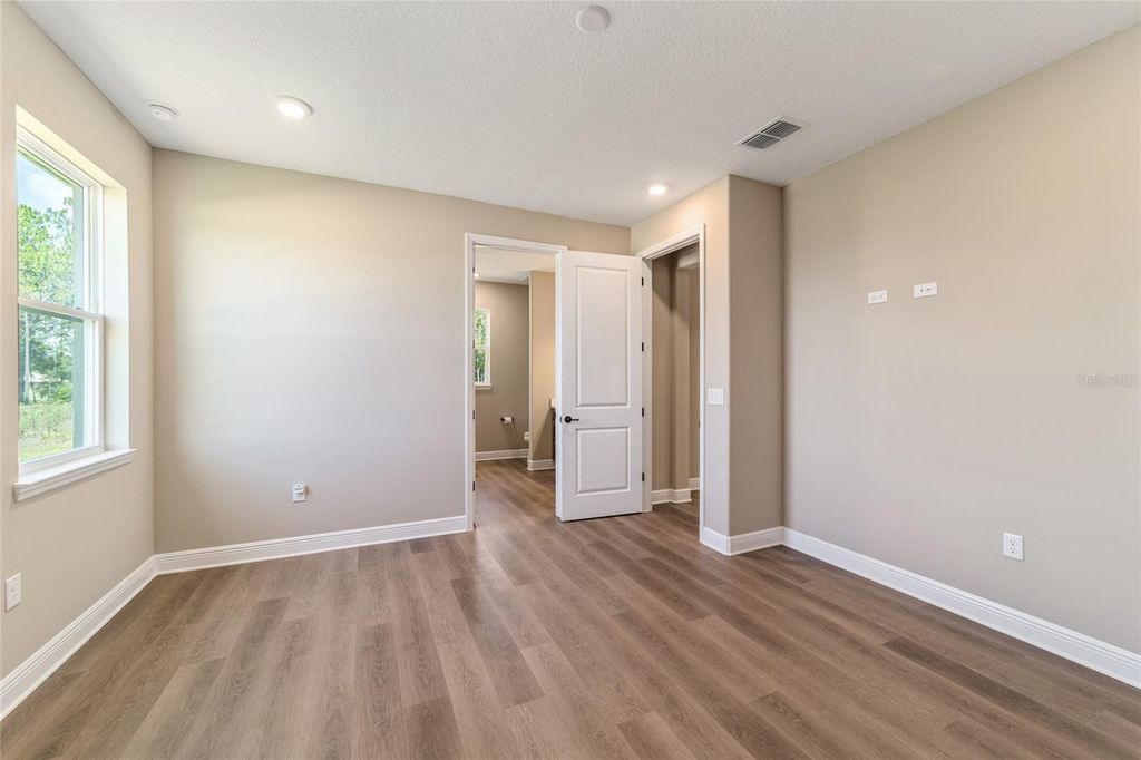 Image 53 of property listing at 10537 SW 96TH LANE ROAD, Ocala, FL 34481