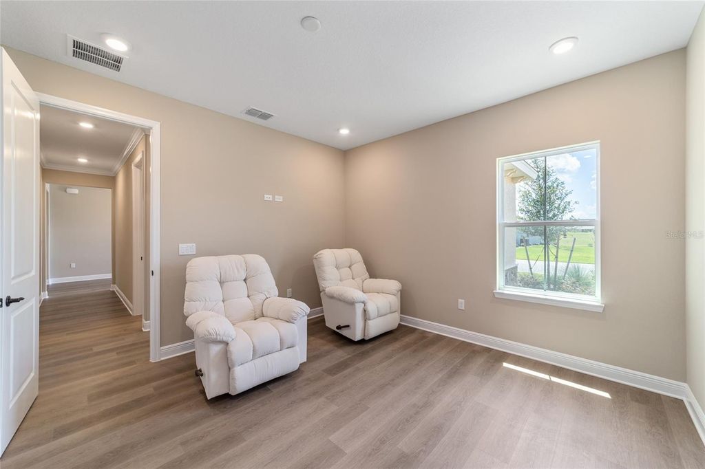 Image 65 of property listing at 10537 SW 96TH LANE ROAD, Ocala, FL 34481