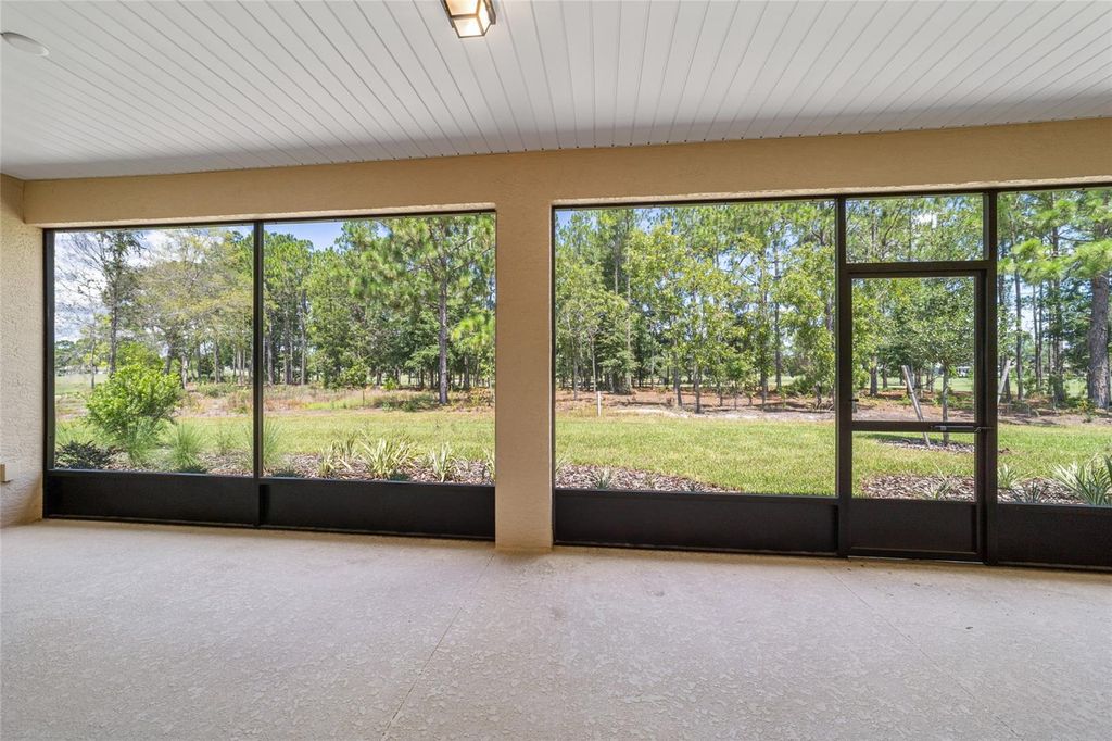 Image 71 of property listing at 10537 SW 96TH LANE ROAD, Ocala, FL 34481