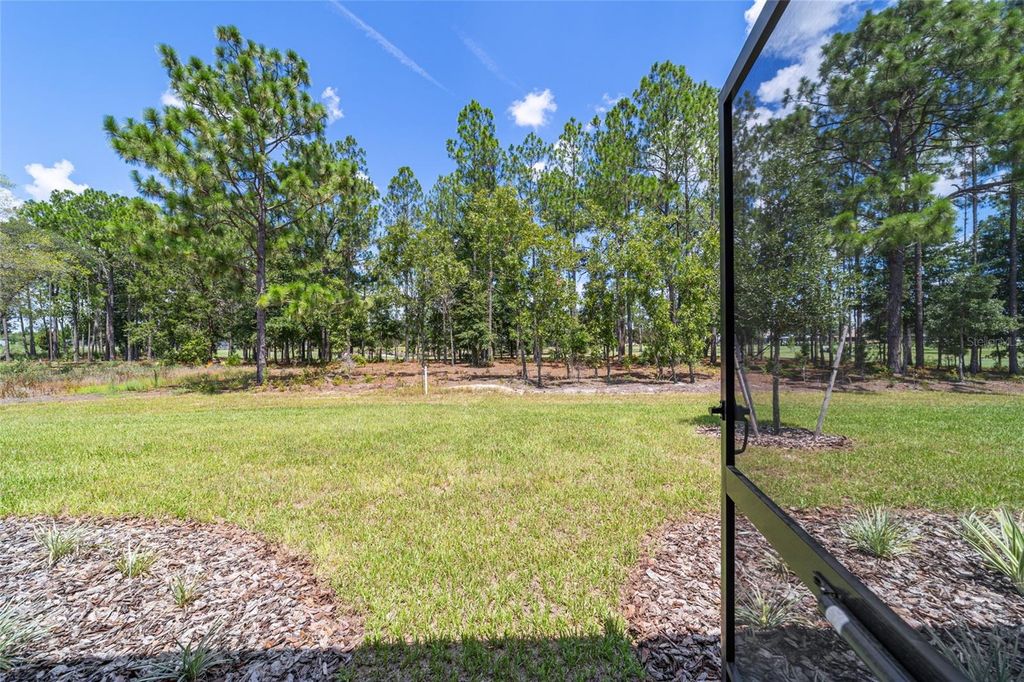 Image 75 of property listing at 10537 SW 96TH LANE ROAD, Ocala, FL 34481