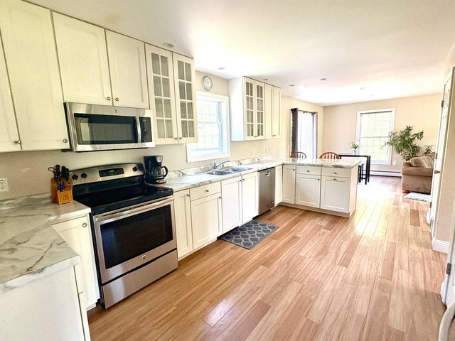 68 Jackson Heights, Cambridge, VT 05464