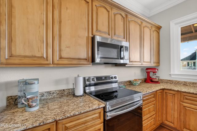 117 Janelle Drive, Bay Saint Louis, MS 39520