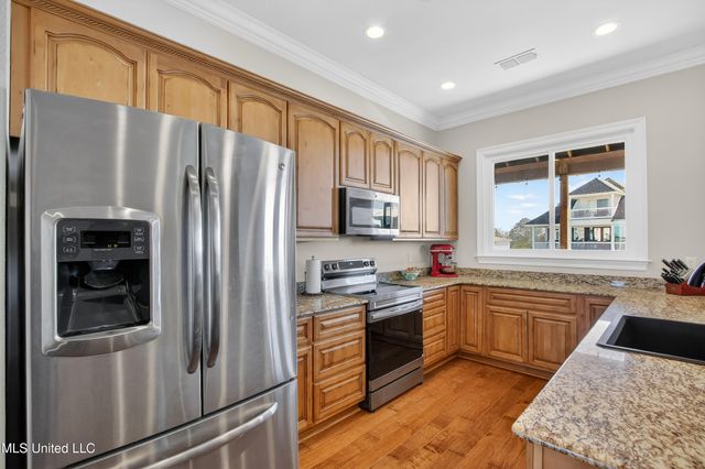 117 Janelle Drive, Bay Saint Louis, MS 39520