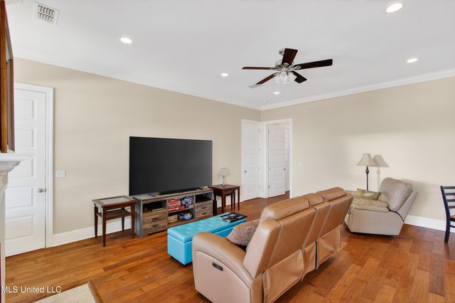 117 Janelle Drive, Bay Saint Louis, MS 39520