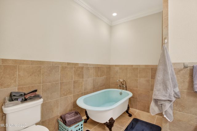 117 Janelle Drive, Bay Saint Louis, MS 39520