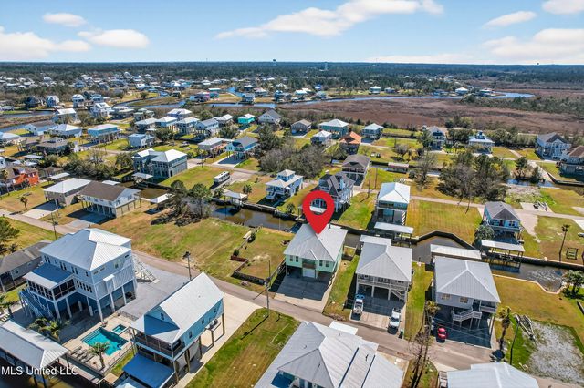 117 Janelle Drive, Bay Saint Louis, MS 39520