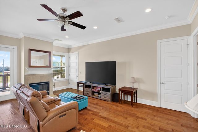 117 Janelle Drive, Bay Saint Louis, MS 39520