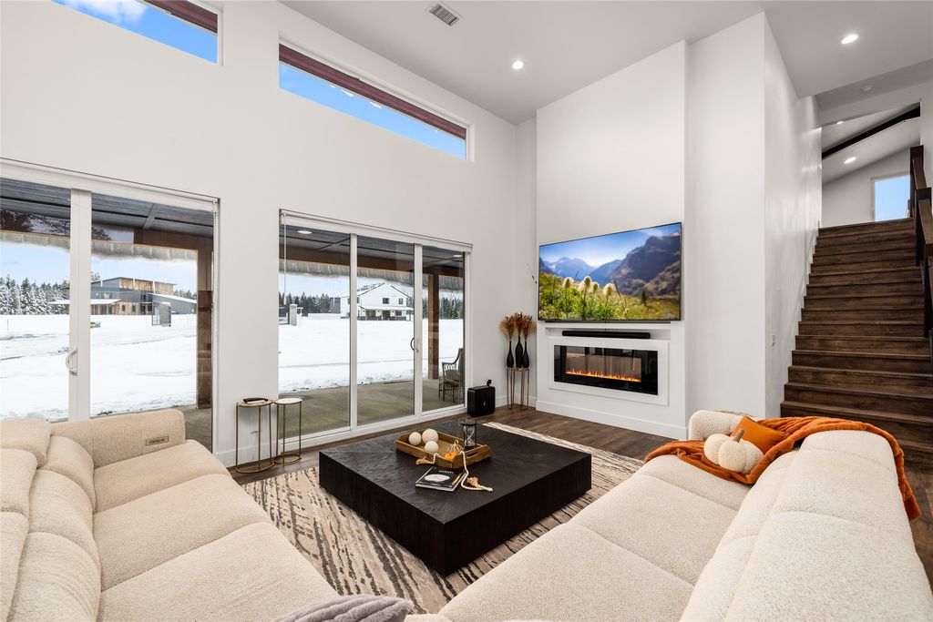 236 Cowboy Drive, Columbia Falls, MT 59912 photo 10