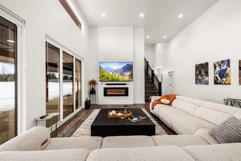 236 Cowboy Drive, Columbia Falls, MT 59912 photo 11