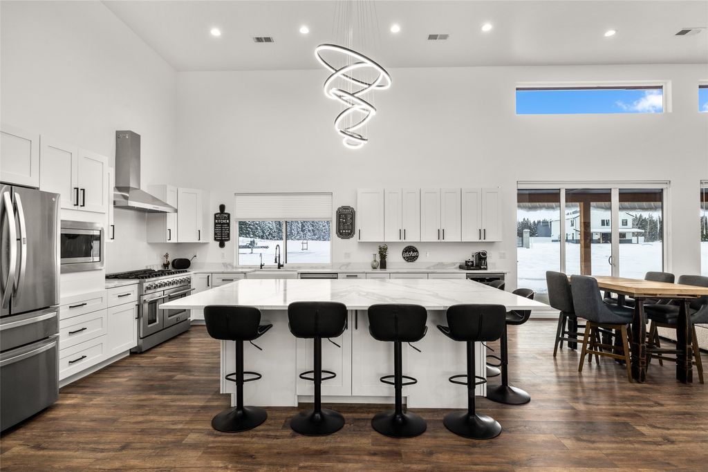 236 Cowboy Drive, Columbia Falls, MT 59912 photo 6