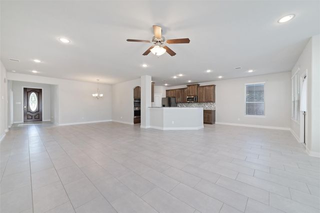 2802 Knotty Forest Drive, Spring, TX 77373
