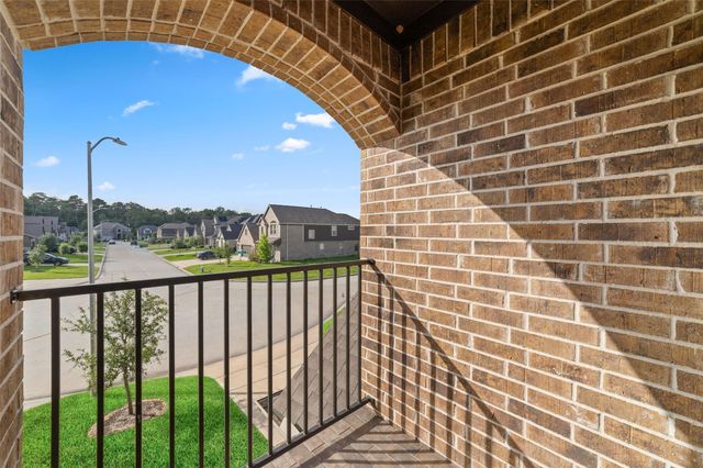 2802 Knotty Forest Drive, Spring, TX 77373