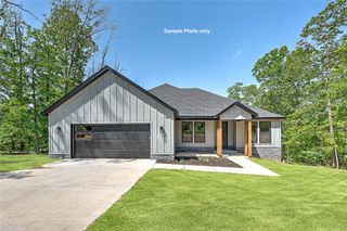 3 Yoxall Lane, Bella Vista, AR 72714