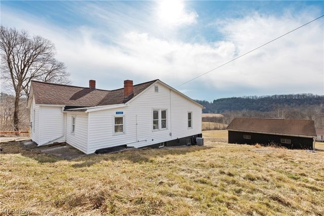 71320 Church Street, St Clairsville, OH 43950