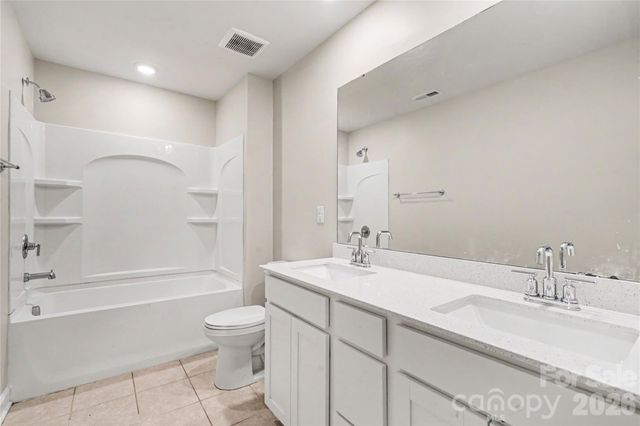 6863 Good News Drive, Charlotte, NC 28215