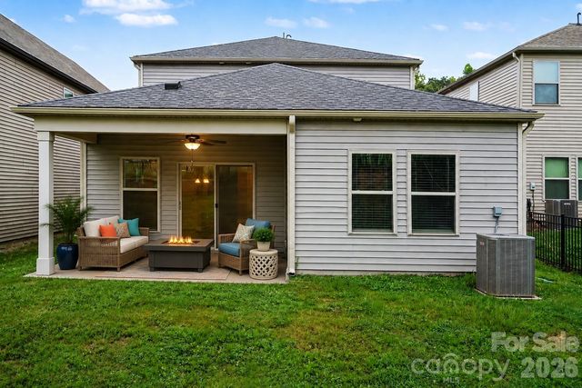 6863 Good News Drive, Charlotte, NC 28215
