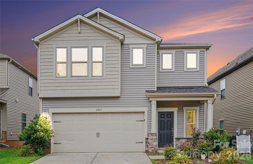 6863 Good News Drive, Charlotte, NC 28215