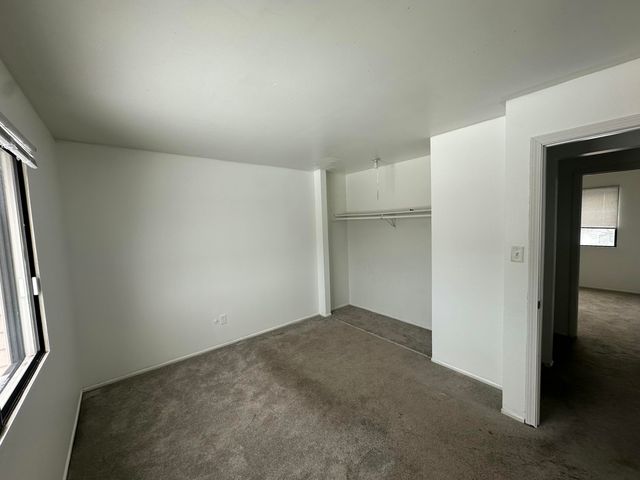 6050 Delaware Drive, Merrillville, IN 46410