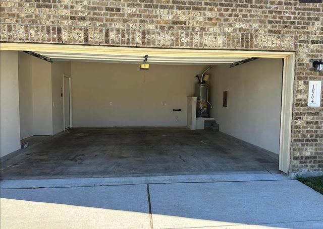 10704 Dimitrios DR, Austin, TX 78747