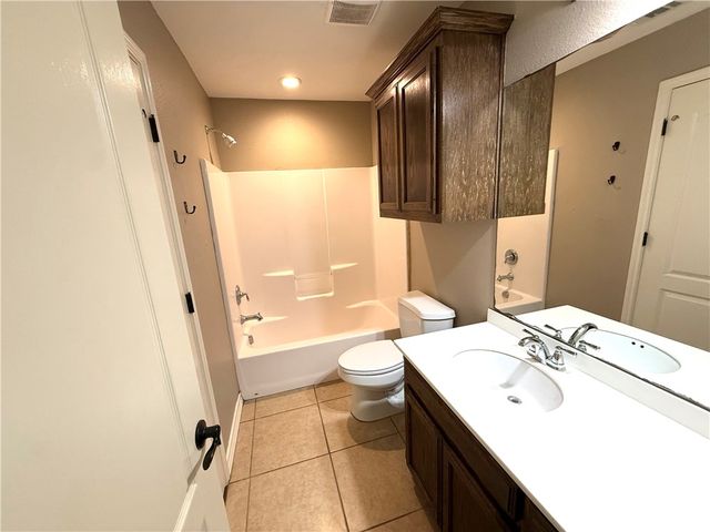 3106 Quail Creek Dr, Corpus Christi, TX 78414