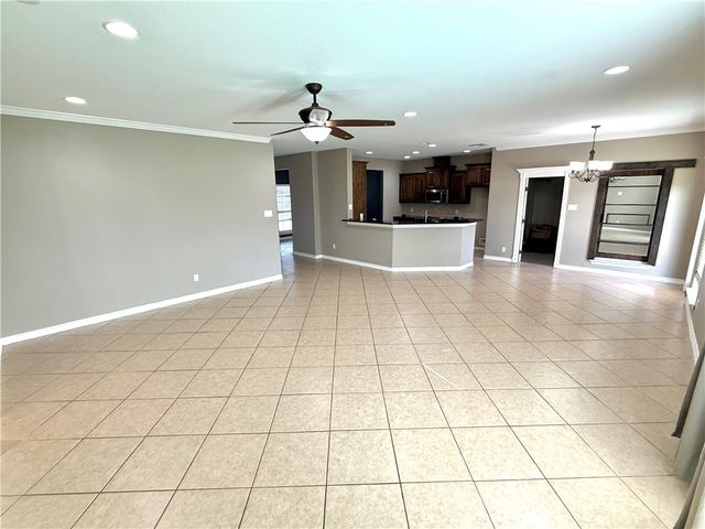 3106 Quail Creek Dr, Corpus Christi, TX 78414