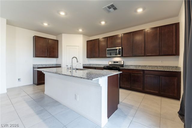 1130 Brilliant Meadow Avenue, North Las Vegas, NV 89086