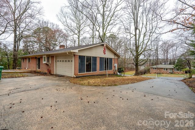 2808 Murdock Lane, Albemarle, NC 28001