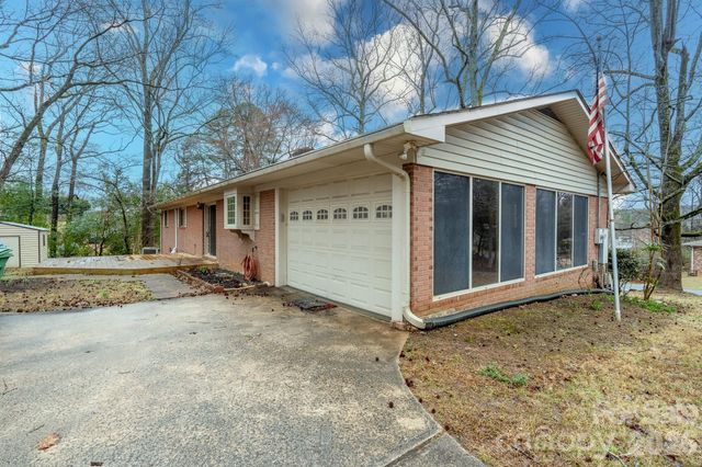 2808 Murdock Lane, Albemarle, NC 28001