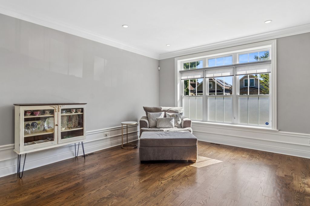 5808 W Waveland Avenue, Chicago, IL 60634 — photo 3