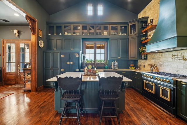 162 Flowering Sage Ln, Fredericksburg, TX 78624