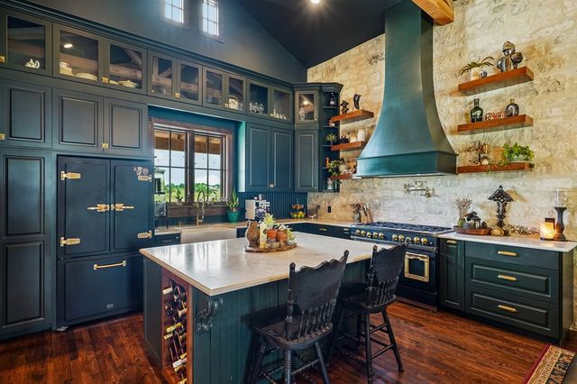 162 Flowering Sage Ln, Fredericksburg, TX 78624